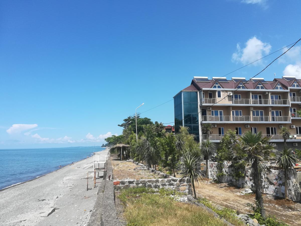 Sunny Land Hotel شاكفي المظهر الخارجي الصورة